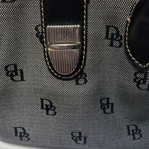 DOONEY & BOURKE Signature DB Tote - Picture 4 of 10